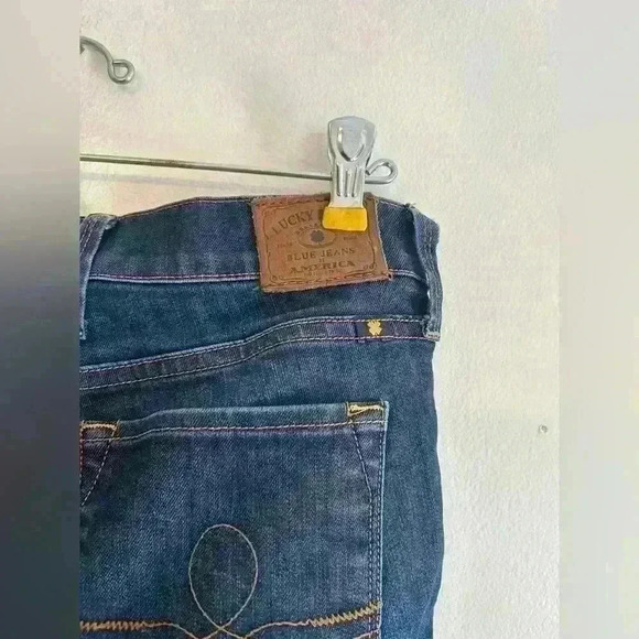 Lucky Brand Sofia Boot Mid Rise Curvy Fit Dark Wash Jeans - Picture 5 of 10